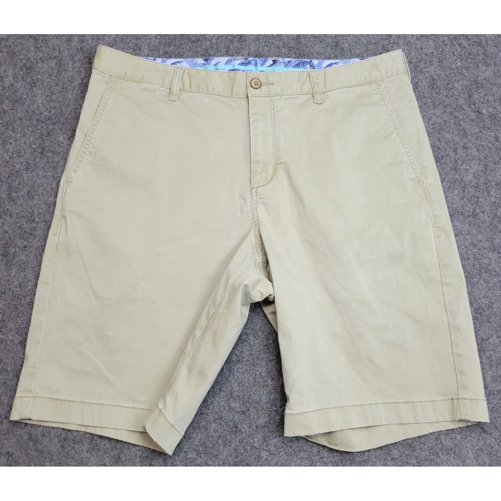 Tommy Bahama Chino Shorts Mens 36 Tan Stretch Flat Front Casual Hiking Outdoor